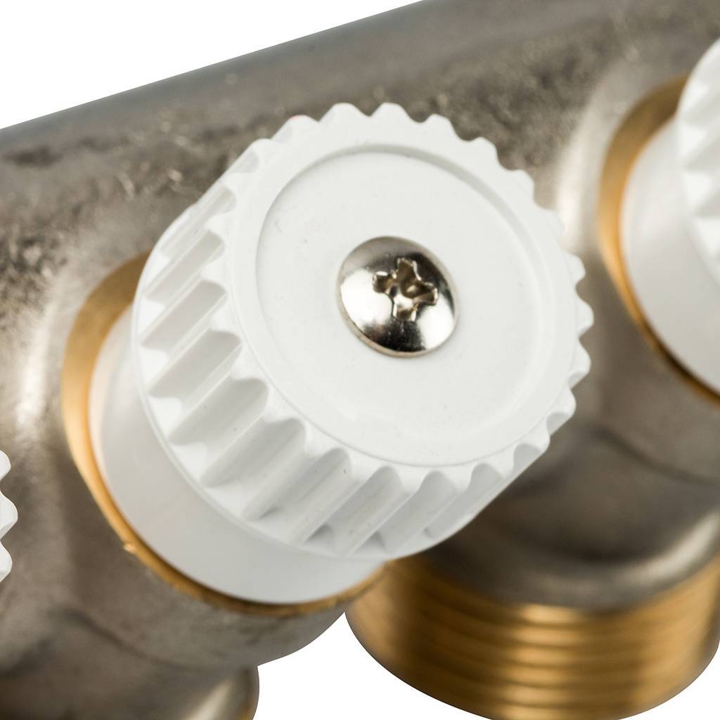 4-х ходовой коллектор LUXOR с перекрывающими кранами CP 454 (G1xG3/4 EK)