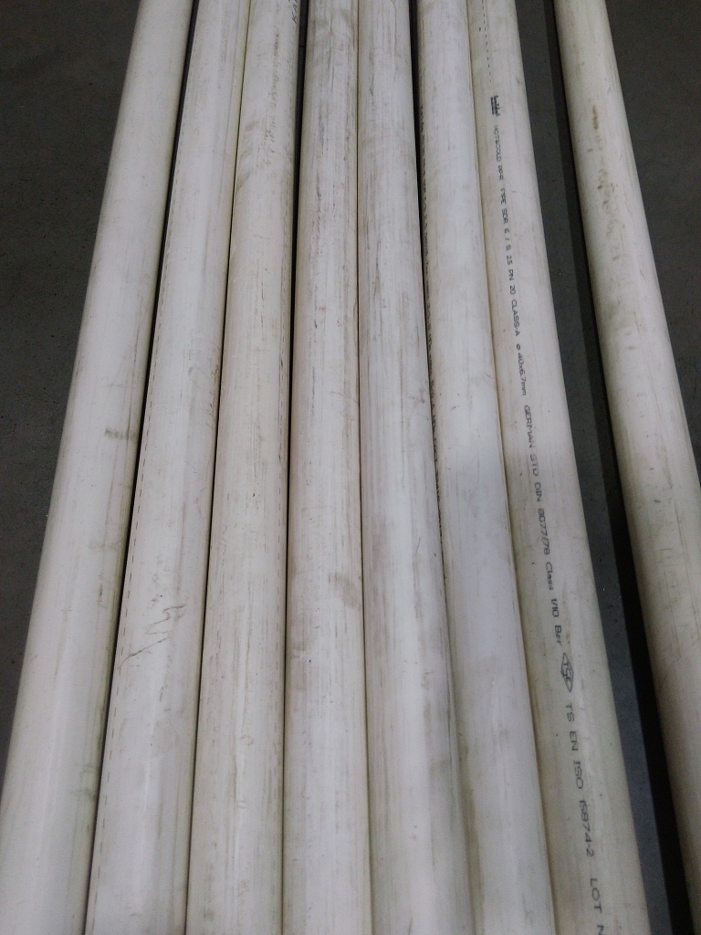 Уцененный товар (нетоварный вид): Труба полипропиленовая Kalde d=40 (PN 20) (цвет белый), R.3202-tbe-400000