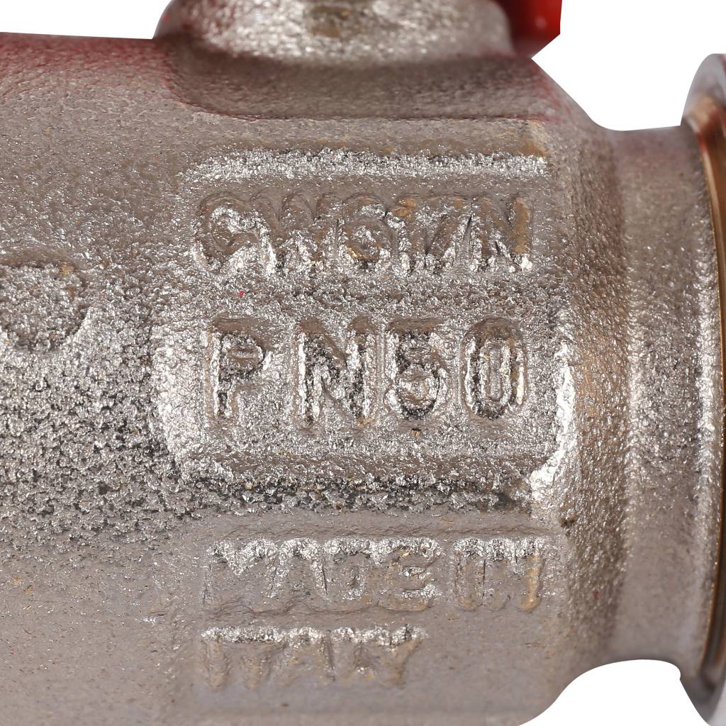 Кран шаровой Itap IDEAL 098 1/2 с накидной гайкой полнопроходной (бабочка)