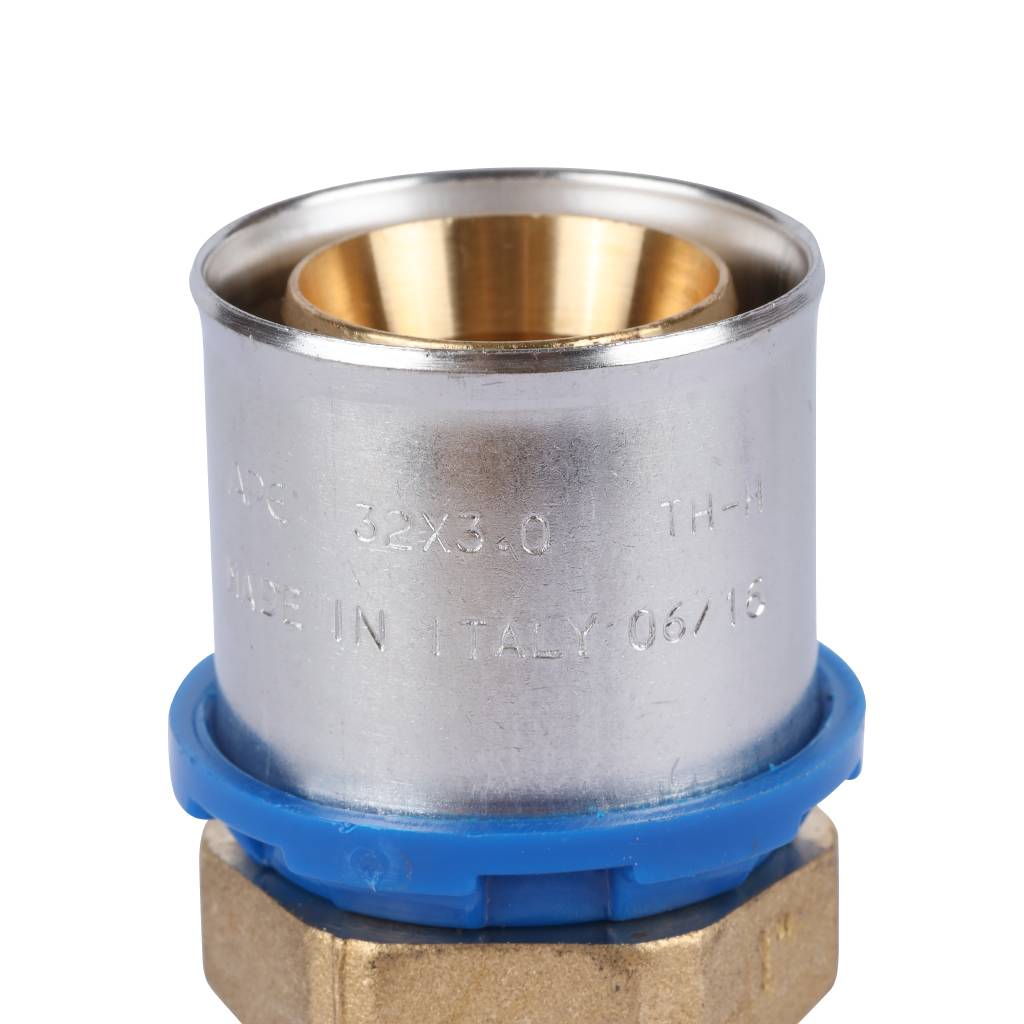 Переходник APE с наружной резьбой 1 х32 для металлопластиковых труб прессовой, ARL1010400