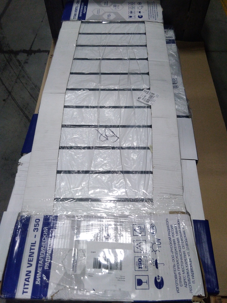 Уцененный товар (нарушена упаковка, скол на крайней секции): Радиатор биметаллический STOUT TITAN VENTIL 350 14 секций нижнее правое подключение, SRB-3320-035014