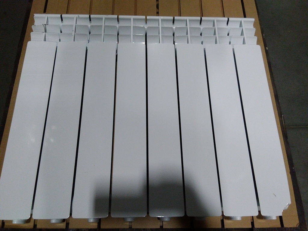 Уцененный товар (сколы, замятие (БОЙ СКЛАДА)): Радиатор алюминиевый ROMMER Profi 500 8 секции (AL500-80-80-100) (RAL9016), RAL-1210-050008