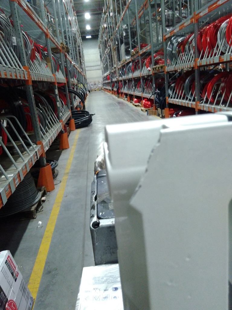 Уцененный товар (ПОВРЕЖДЁННЫЙ КОРПУС): Радиатор биметаллический ROMMER Profi BM 350 8 секций боковое подключение (BI350-80-80-130) (RAL9016), RBM-1210-035008