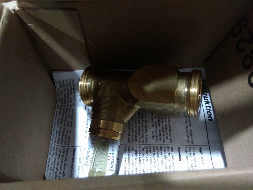 Уцененный товар (нетоварный вид упаковки): Вентиль балансировочный Watts НP SRV-AG20 с расходомером(1 ,4-36л/м), 10010140