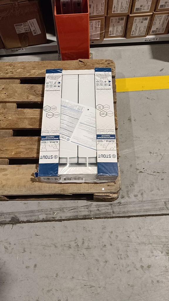 Уцененный товар (ПОВРЕЖДЕНИЕ СЕКЦИИ (СКОЛ)): Радиатор биметаллический STOUT ALPHA 500 4 секций боковое подключение (белый RAL 9016), SRB-2310-050004