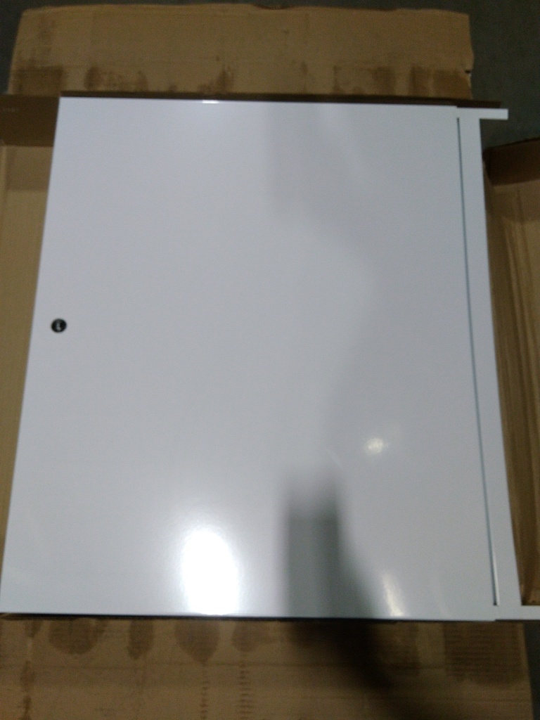 Уцененный товар (деформация корпуса): Шкаф распределительный наружный STOUT 8-10 выходов (ШРН-3) 651х120х704