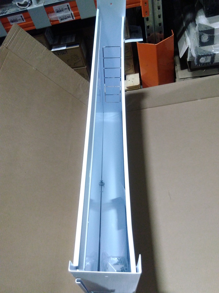 Уцененный товар (замятие): Шкаф распределительный наружный STOUT 13-16 выходов (ШРН-5) 651х120х1004