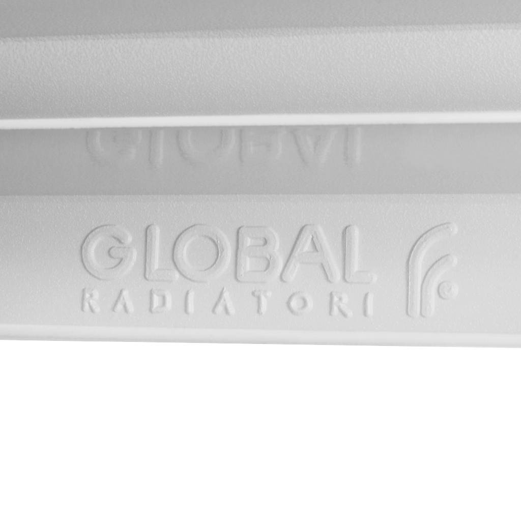 Радиатор биметаллический Global STYLE EXTRA 500 8 секций боковое подключение (белый RAL 9010), STE05001008