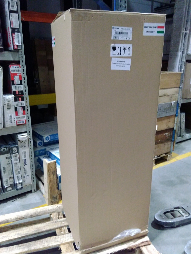 Уцененный товар (вмятина, сколы краски): Водонагреватель STOUT бойлер косвенного нагрева настенный 200 л.