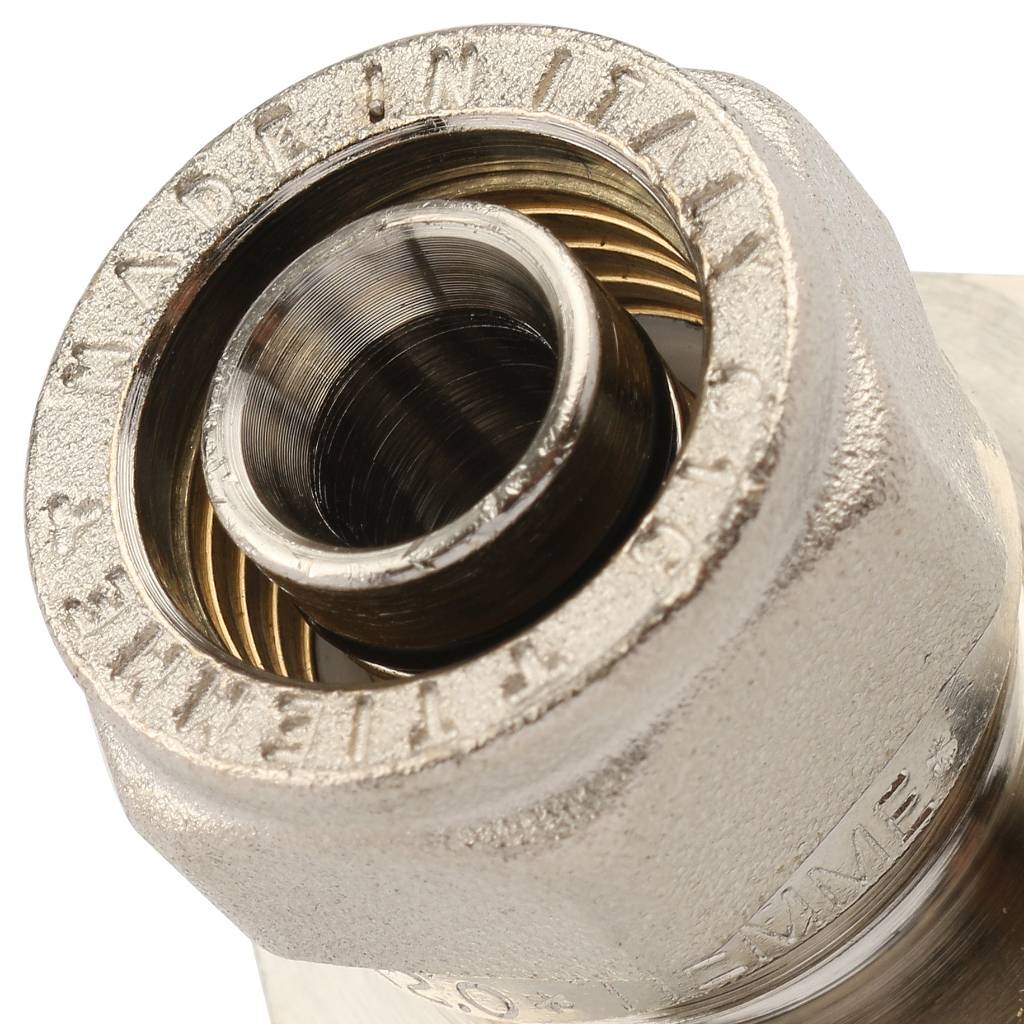 Муфта TIEMME с внутренней резьбой (16х2.0х3/4) для металлопластиковых труб винтовой, 1600035