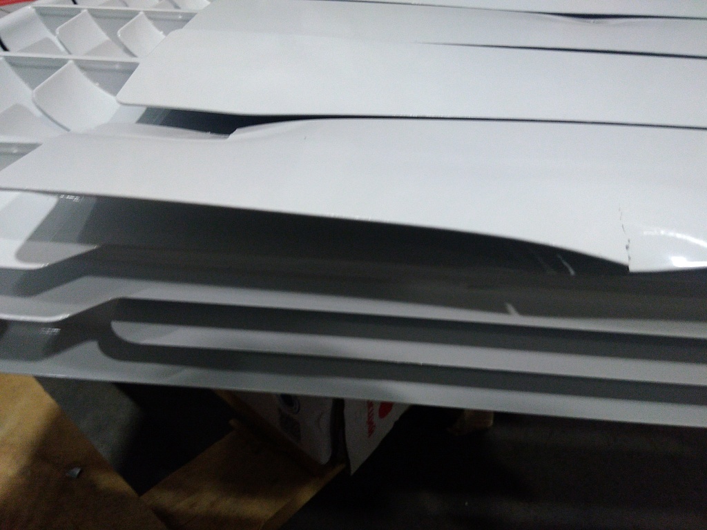 Уцененный товар (сломаны секции, вмятины, трещины  (БОЙ СКЛАДА)): Радиатор алюминиевый ROMMER Profi 500 8 секции (AL500-80-80-100) (RAL9016), RAL-1210-050008