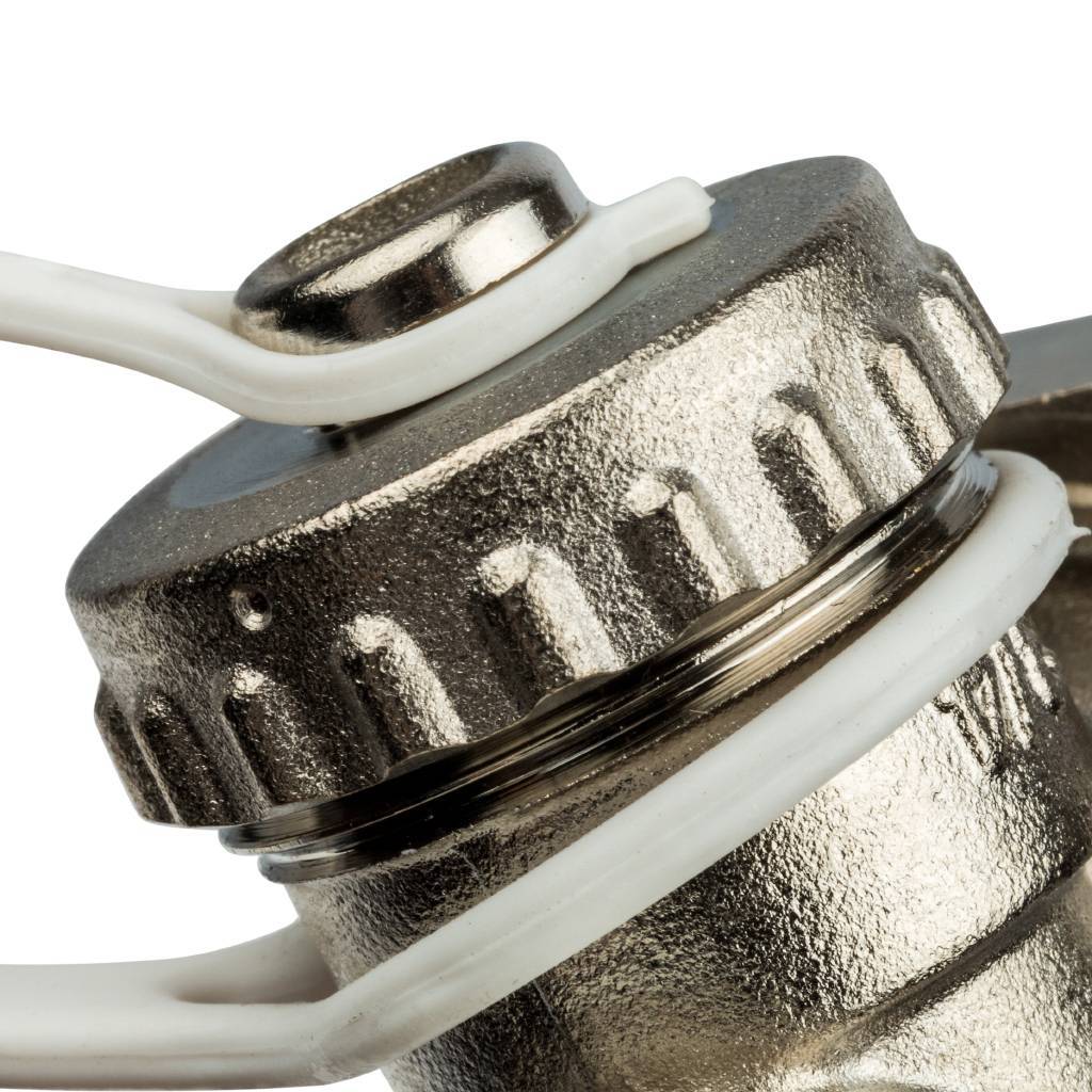 Регулируемый концевой фитинг STOUT с дренажным вентилем, ручной воздухоотводчик 1