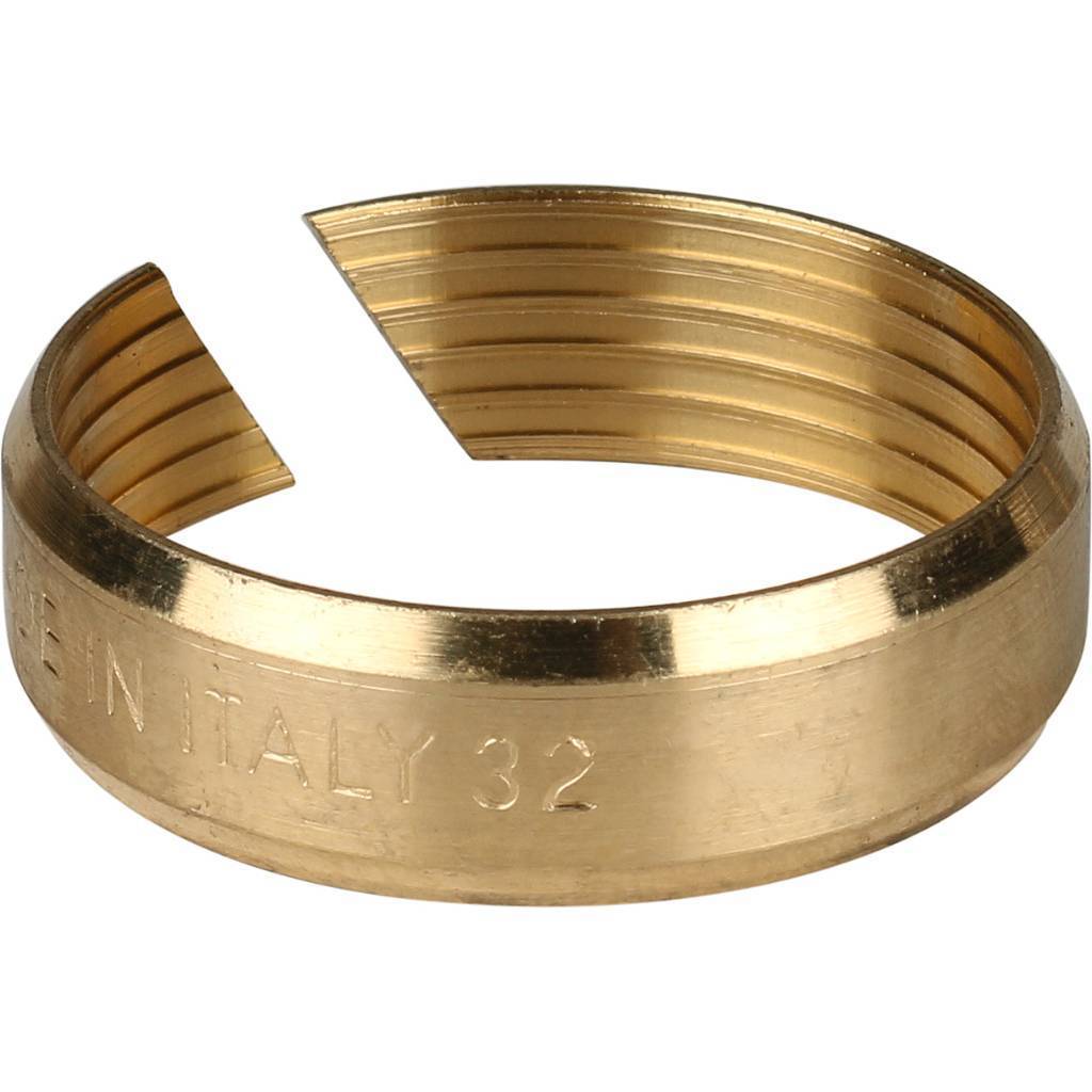 Переходник STOUT с внутренней резьбой 1 х32 для металлопластиковых труб винтовой, SFS-0002-000132