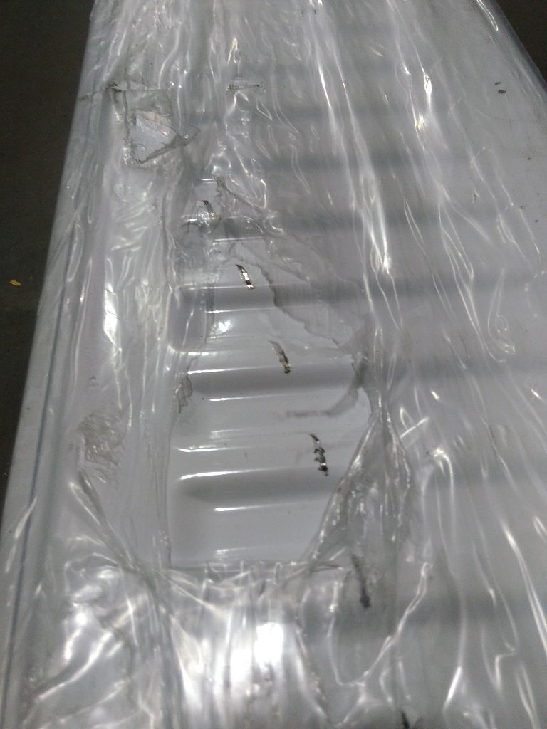 Уцененный товар (царапины, потертости): Стальной панельный радиатор ROMMER Ventil 22/200/3000 нижнее правое подключение