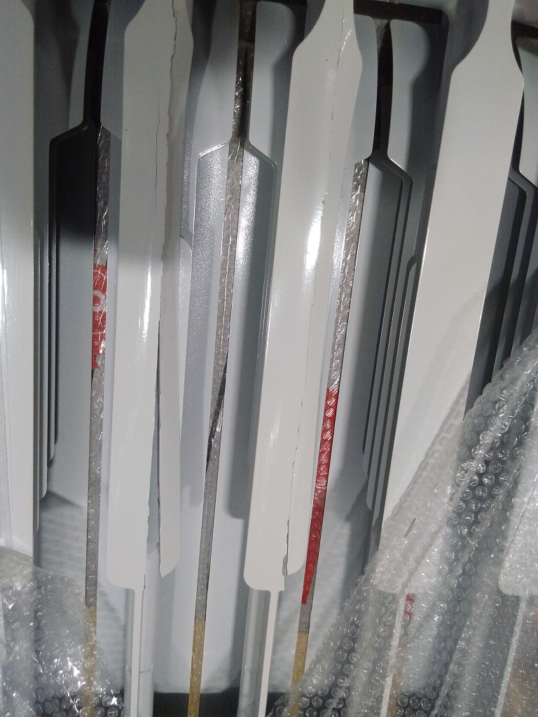 Уцененный товар (трещина/сколы на ламелях): Радиатор биметаллический ROMMER Optima BM 500 10 секций боковое подключение (RAL9016), RBM-0210-050010