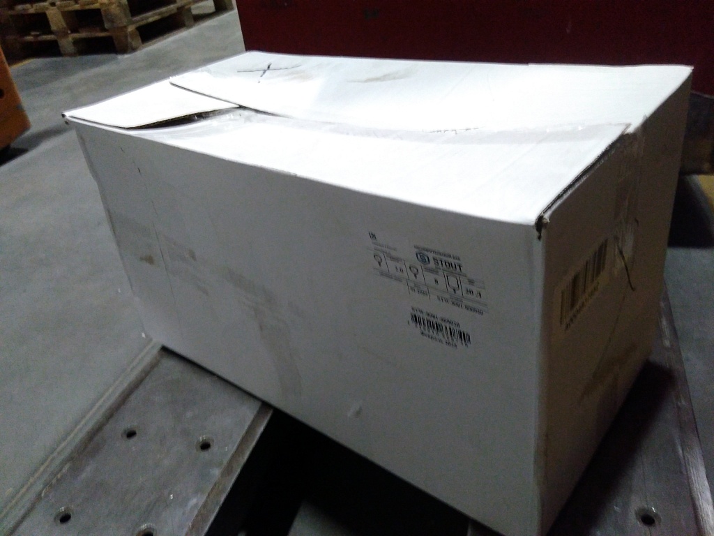 Уцененный товар (вмятина, потертости): Расширительный бак STOUT STW-0001 гидроаккумулятор 20 л. вертикальный (цвет синий), STW-0001-000020