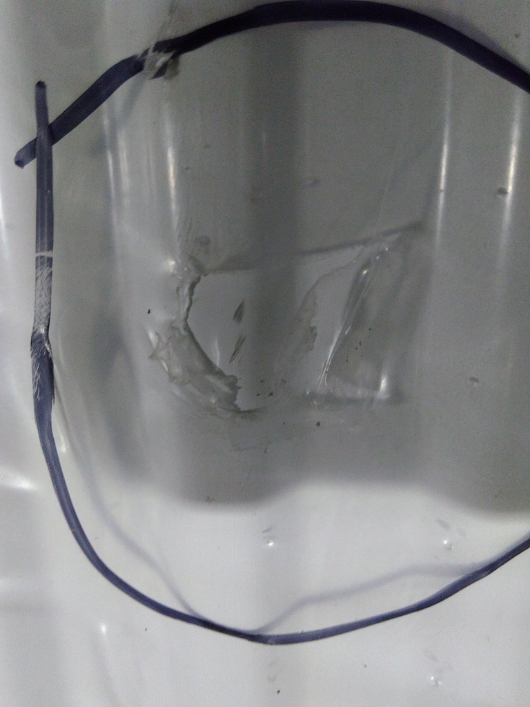 Уцененный товар (потертость на лицевой панели): Стальной панельный радиатор Kermi Profil-V FTV 11/500/500 нижнее подключение белый RAL 9016, FTV110500501R2Y