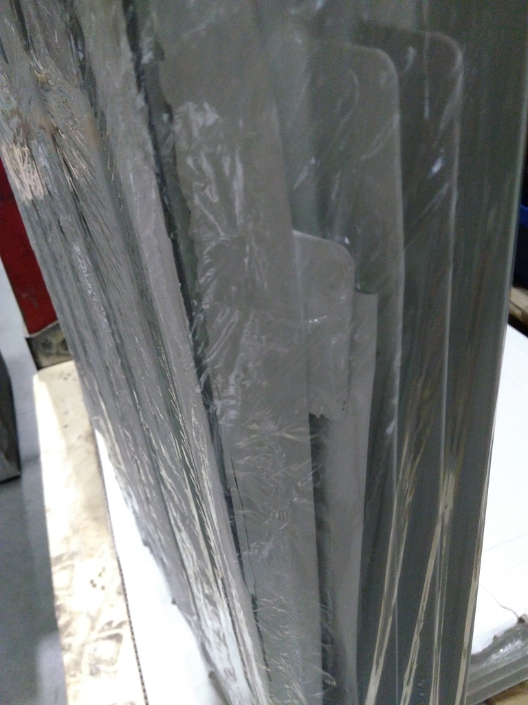 Уцененный товар (нарушена упаковка, слом ламели крайней секции): Радиатор биметаллический Global STYLE EXTRA 500 6 секций боковое подключение (белый RAL 9010), STE05001006