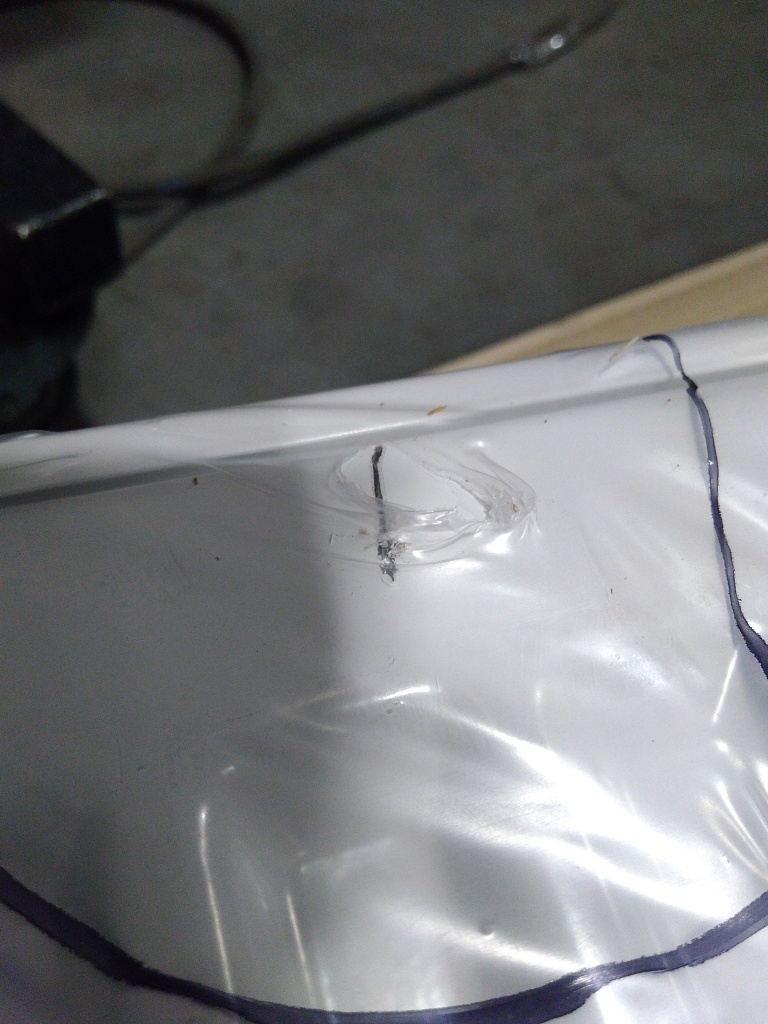 Уцененный товар (царапины, потертости): Стальной панельный радиатор Kermi Profil-V FTV 33/500/1400 нижнее подключение белый RAL 9016, FTV330501401R2Y