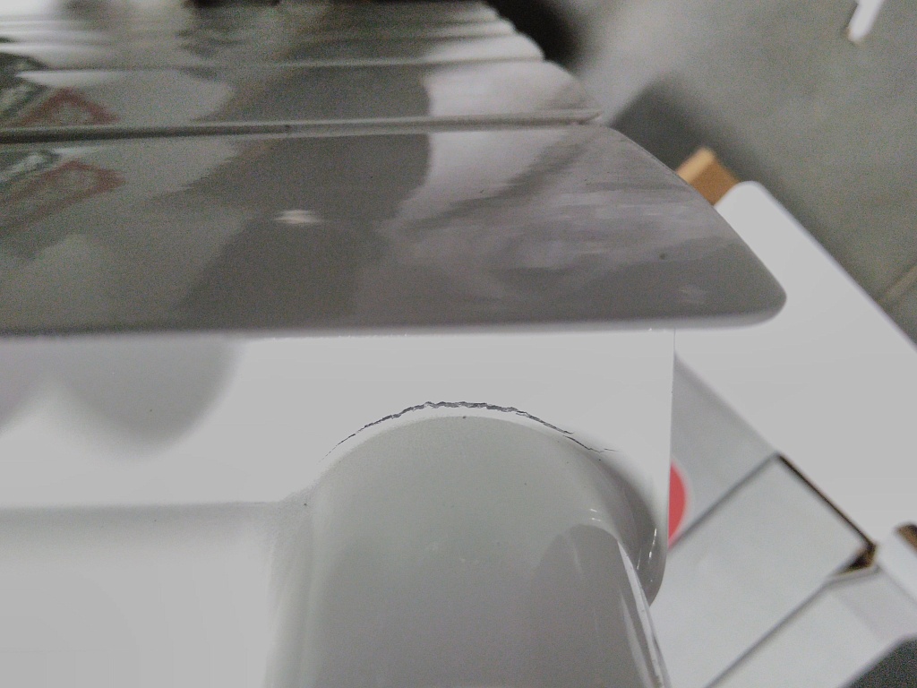 Уцененный товар (вмятина в верхней части крайней секции, трещина нламели крайней секции): Радиатор биметаллический ROMMER Plus BM 500 6 секций боковое подключение (RAL9016), RBM-3210-050006