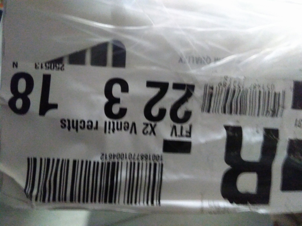 Уцененный товар (царапины, потертости): Стальной панельный радиатор Kermi Profil-V FTV 22/300/1800 нижнее подключение белый RAL 9016, FTV220301801R2Y