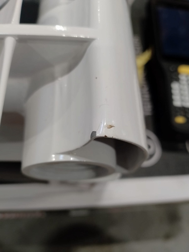 Уцененный товар (МЯТЫЕ ЭЛЕМЕНТЫ/СКОЛЫ): Радиатор биметаллический ROMMER Profi BM 500 10 секции боковое подключение (BI500-80-80-150) (RAL9016), RBM-1210-050010