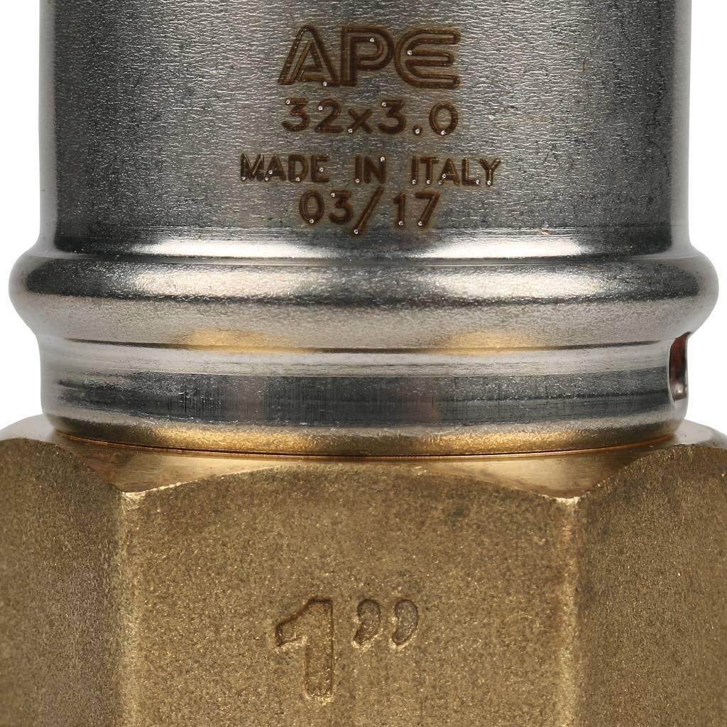 Переходник STOUT с внутренней резьбой 1 х32 для металлопластиковых труб прессовой, SFP-0002-000132