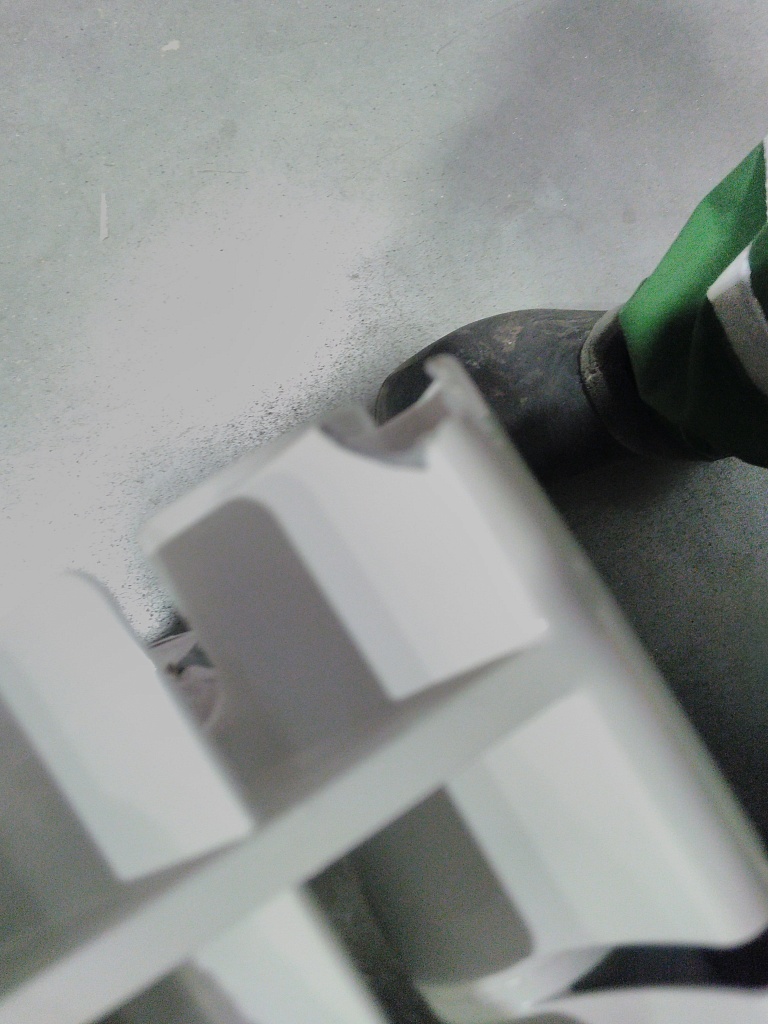 Уцененный товар (скол в верхней части крайней секции): Радиатор биметаллический ROMMER Plus BM 500 6 секций боковое подключение (RAL9016), RBM-3210-050006