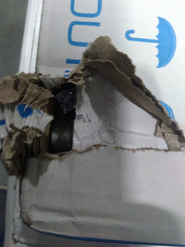 Уцененный товар (царапина): Радиатор алюминиевый STOUT Bravo 500 10 секций боковое подключение RAL9010, SRA-0110-050010