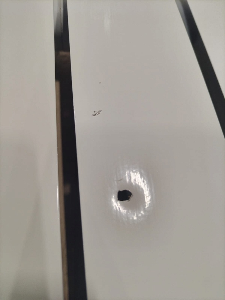 Уцененный товар (СКОЛ ЛКП / ПОВРЕЖДЕННЫЙ КОРПУС): Радиатор алюминиевый ROMMER Optima 500 8 секций боковое подключение (RAL9016), RAL-0210-050008