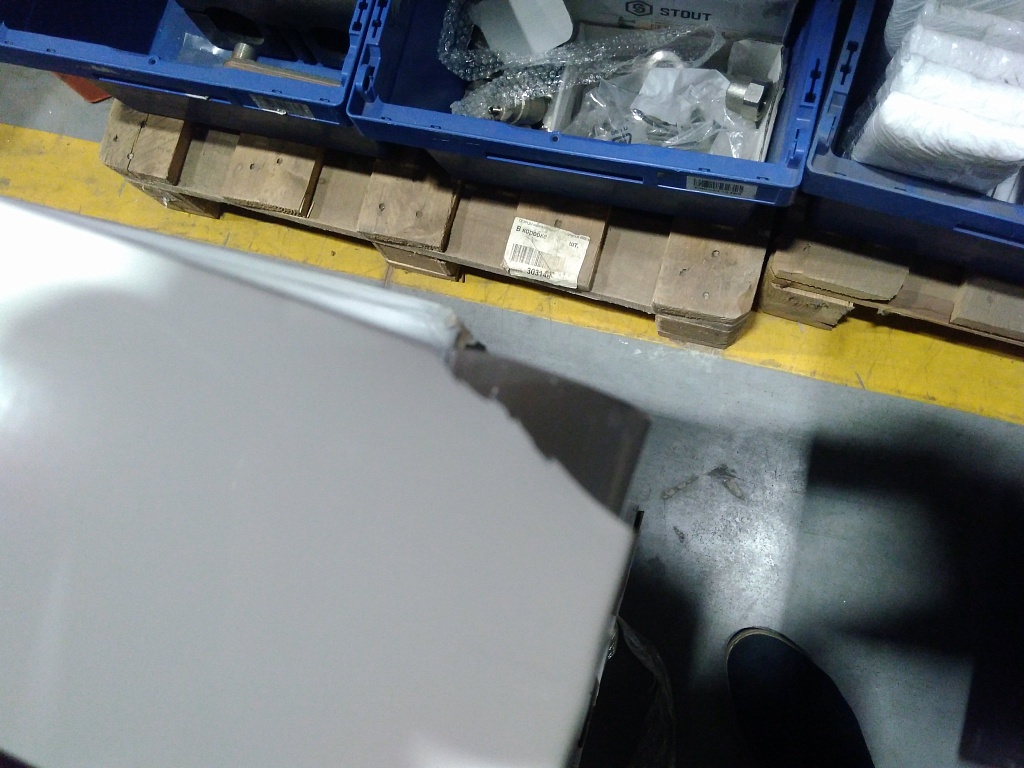 Уцененный товар (скол на ламели крайней секции): Радиатор биметаллический ROMMER Plus BM 500 12 секций боковое подключение (RAL9016), RBM-3210-050012