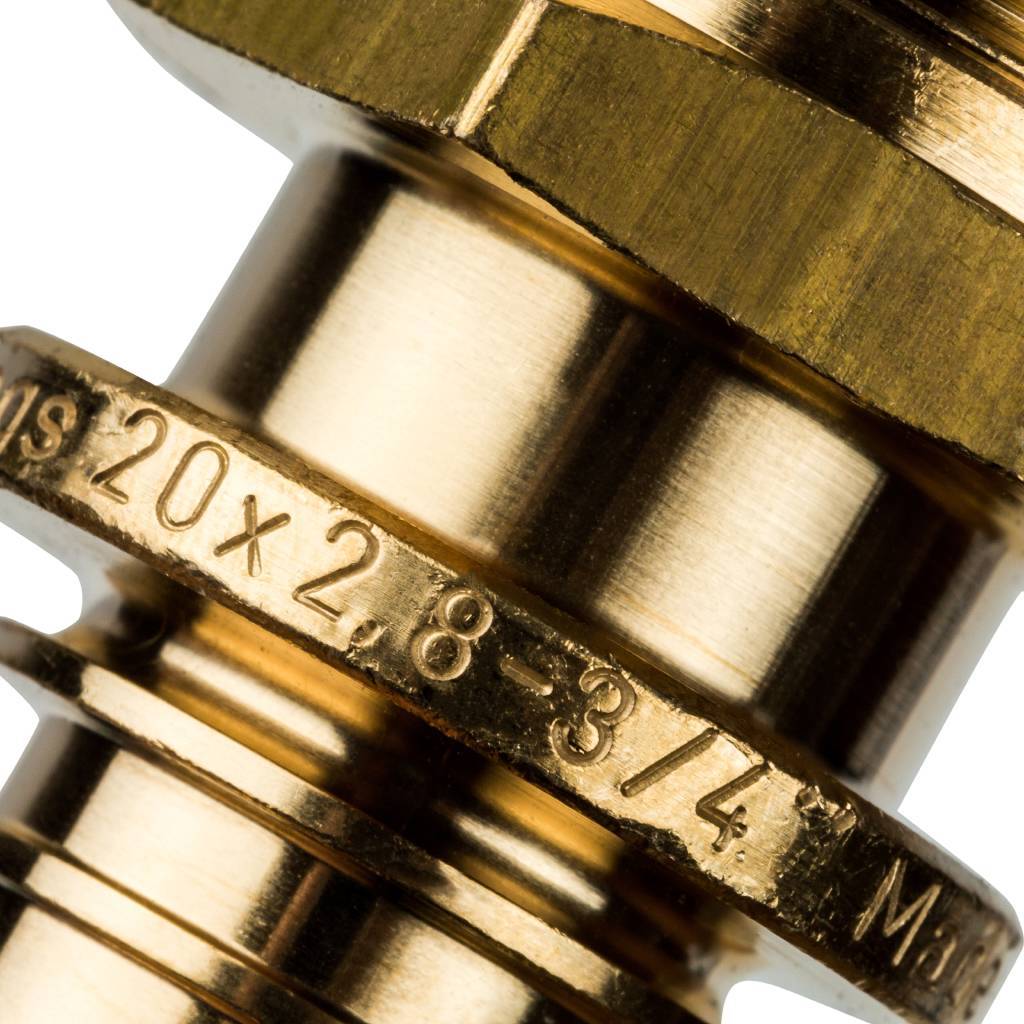 Переходник STOUT с наружной резьбой 20xR 3/4 для труб из сшитого полиэтилена аксиальный