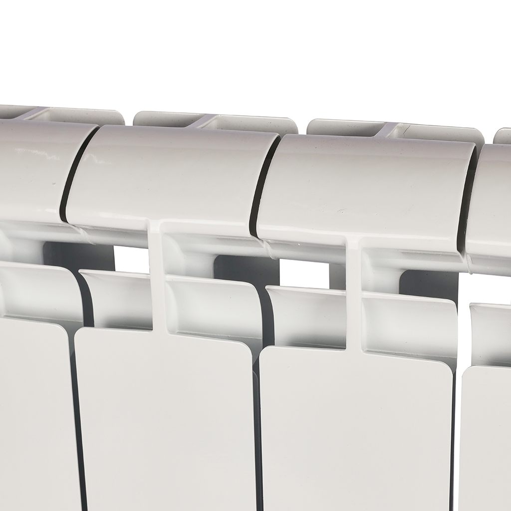 Радиатор биметаллический STOUT ALPHA 350 8 секций боковое подключение (белый RAL 9016)