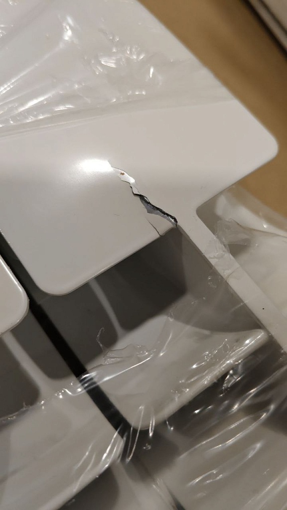 Уцененный товар (нарушена упаковка, трещина на ламели крайней секции): Радиатор биметаллический Global STYLE PLUS 500 8 секций боковое подключение (белый RAL 9010), STP05001008