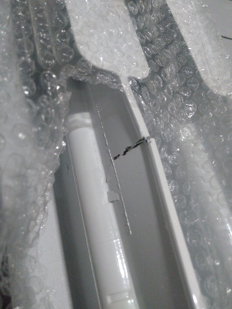 Уцененный товар (трещина секции): Радиатор биметаллический ROMMER Optima BM 500 6 секций боковое подключение (RAL9016), RBM-0210-050006