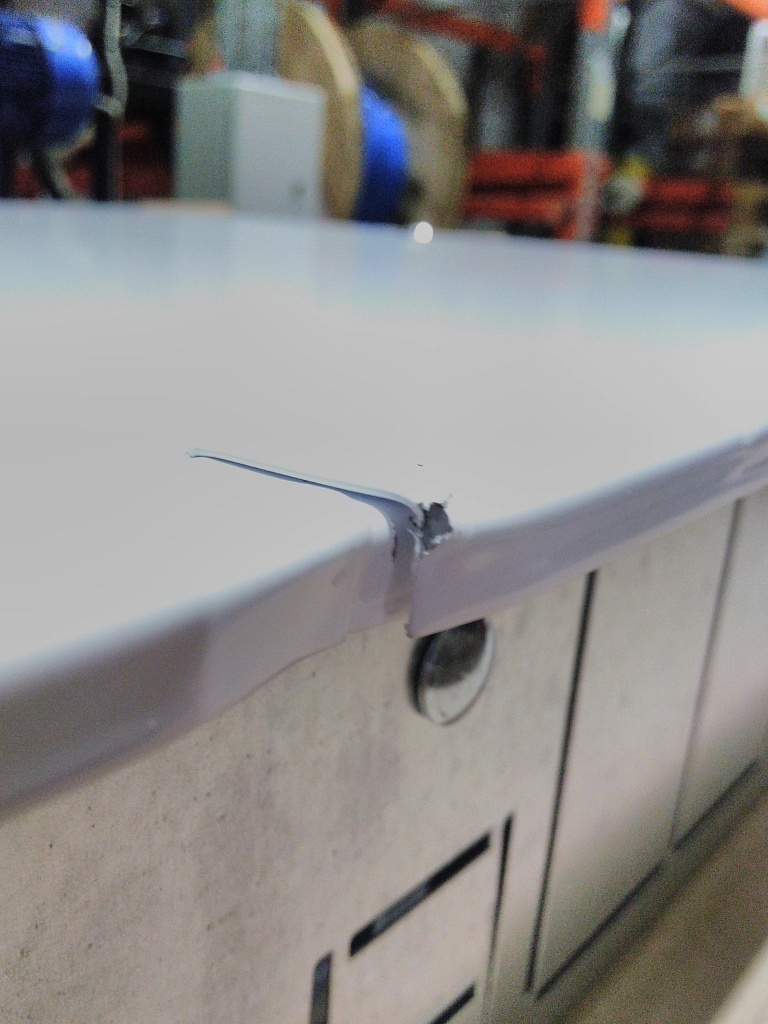 Уцененный товар (замятия и сколы краски   (БОЙ СКЛАДА)): Шкаф распределительный встроенный STOUT 8-10 выходов (ШРВ-3) 670х125х746