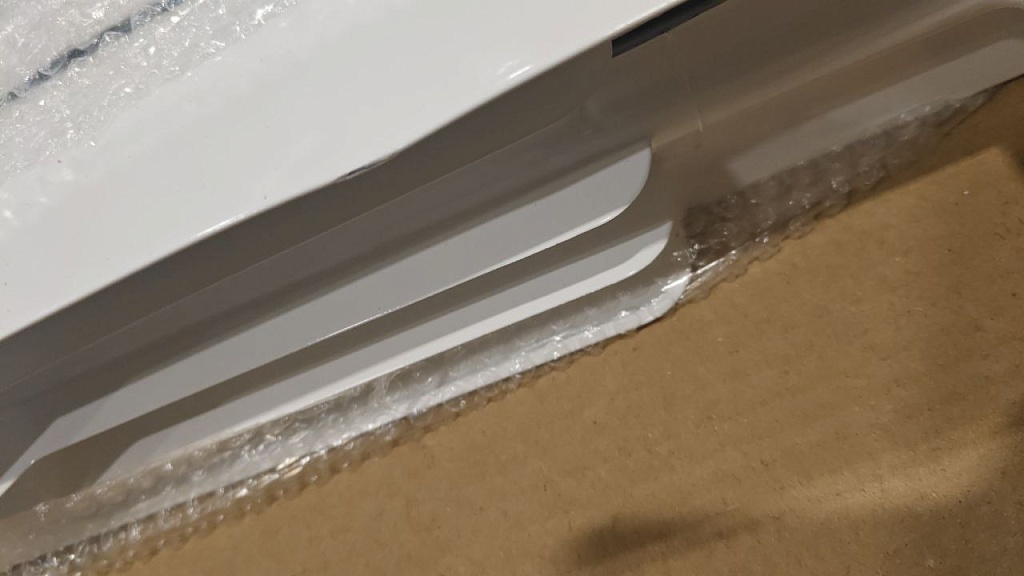 Уцененный товар (вмятина, потертость на ламелях крайних секций): Радиатор биметаллический ROMMER Profi BM 350 12 секций боковое подключение (BI350-80-80-130) (RAL9016), RBM-1210-035012