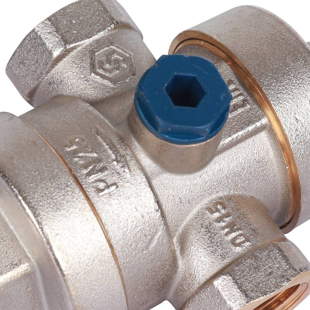 STOUT  Редуктор давления PN25 вн/вн 1/2  с выходом под манометр, SVS-1008-000015