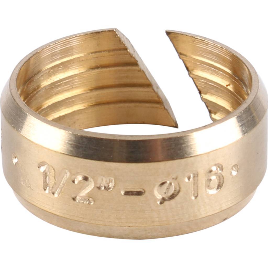 Концовка для металлопластиковых труб FAR 16х2, с накидной гайкой 1/2, FC 6076 58802