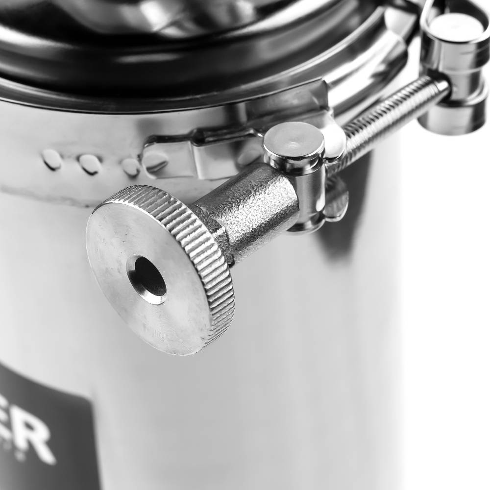 Корпус фильтра Гейзер премьер 10SL 3/4 нерж. сталь для хол. и горячей воды со сливом 3/4