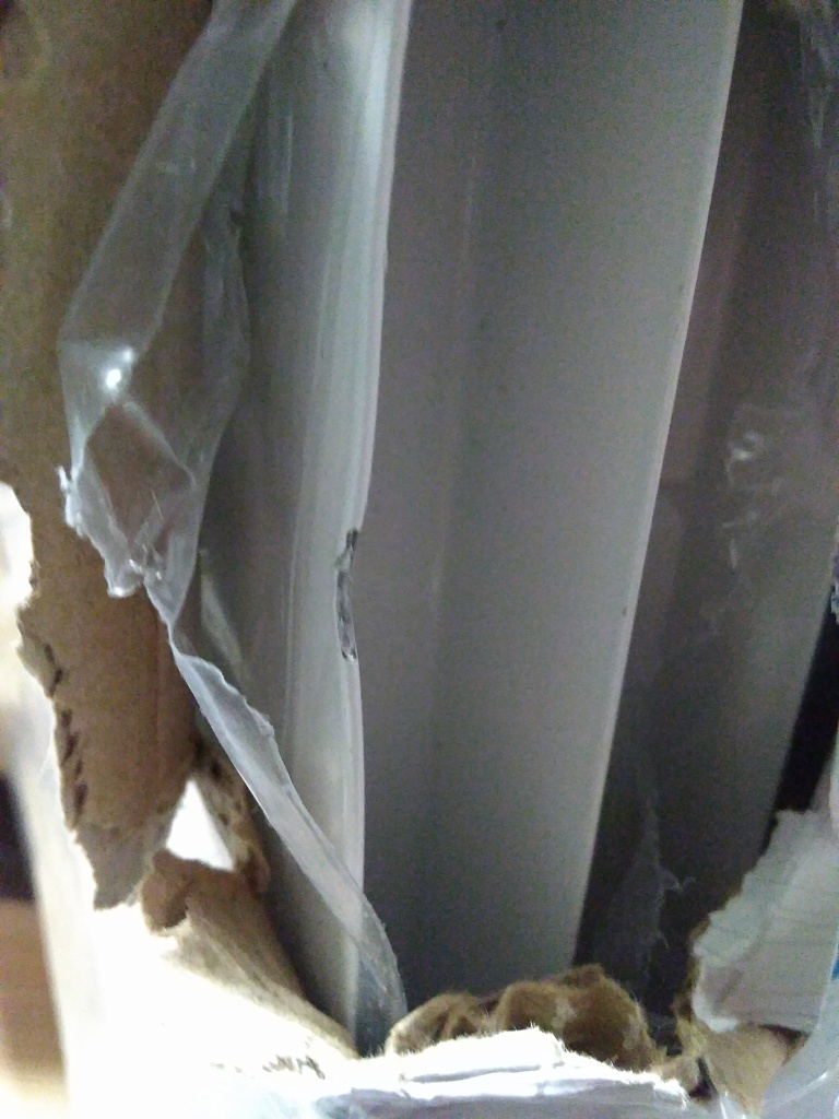 Уцененный товар (нарушена упаковка, скол краски и замятие на крайней секции): Радиатор биметаллический STOUT VEGA 500 10 секций боковое подключение (белый RAL 9016), SRB-1310-050010