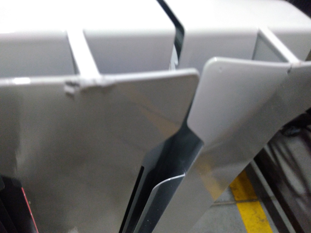 Уцененный товар (сломаны секции, вмятины, трещины  (БОЙ СКЛАДА)): Радиатор алюминиевый ROMMER Profi 500 8 секции (AL500-80-80-100) (RAL9016), RAL-1210-050008