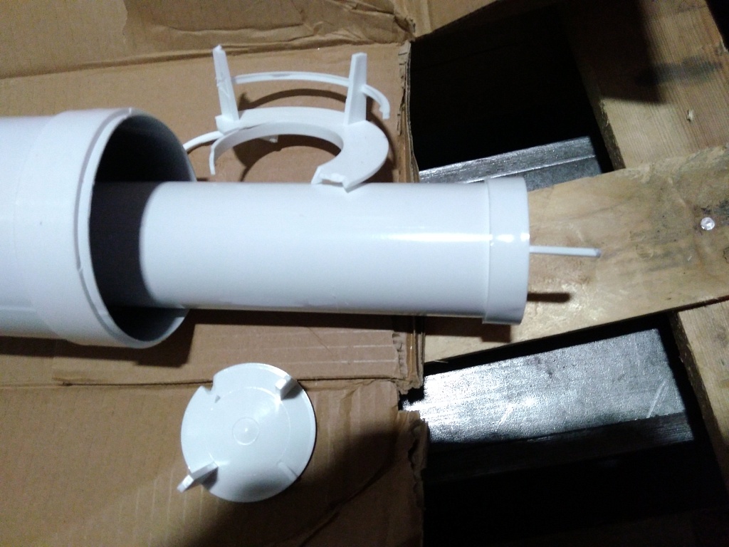 Уцененный товар (нарушена упаковка, вмятины): Комплект традиционного дымохода ROMMER АНТИЛЕД D60/100, L1220 (IMMERGAS)