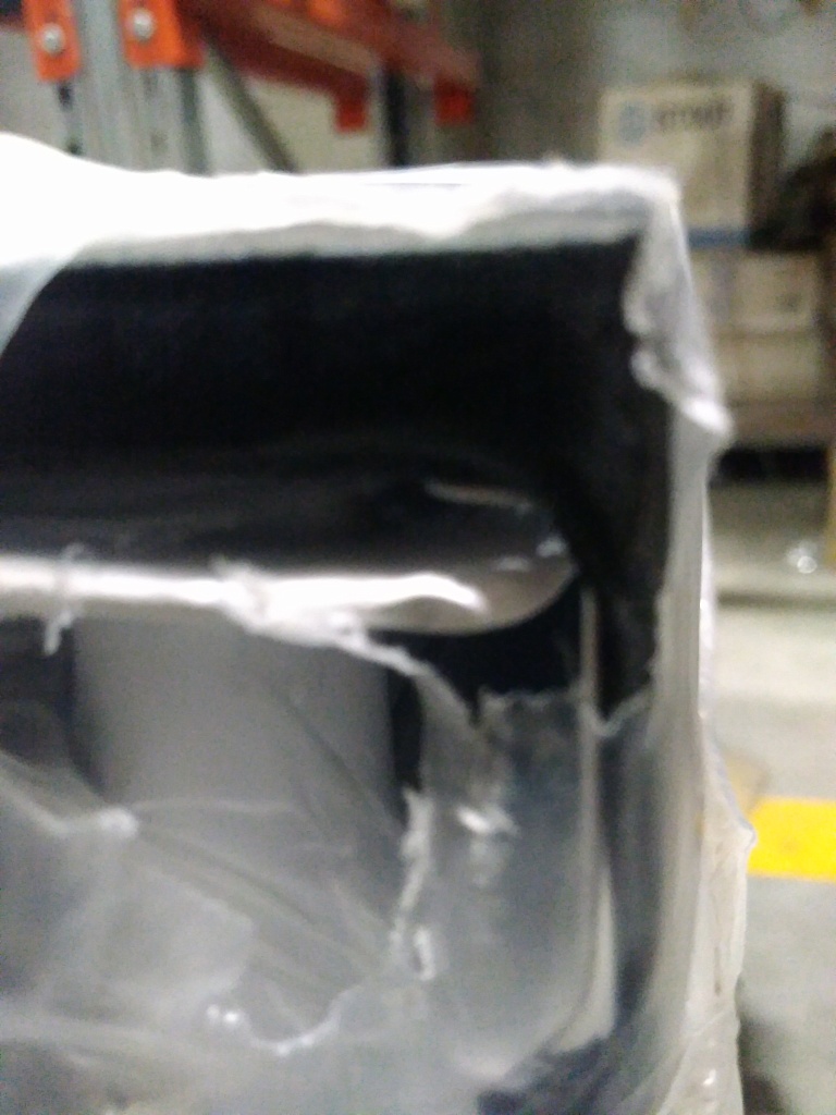 Уцененный товар (замятие, солы краски): Стальной панельный радиатор ROMMER Ventil 22/400/2600 нижнее правое подключение