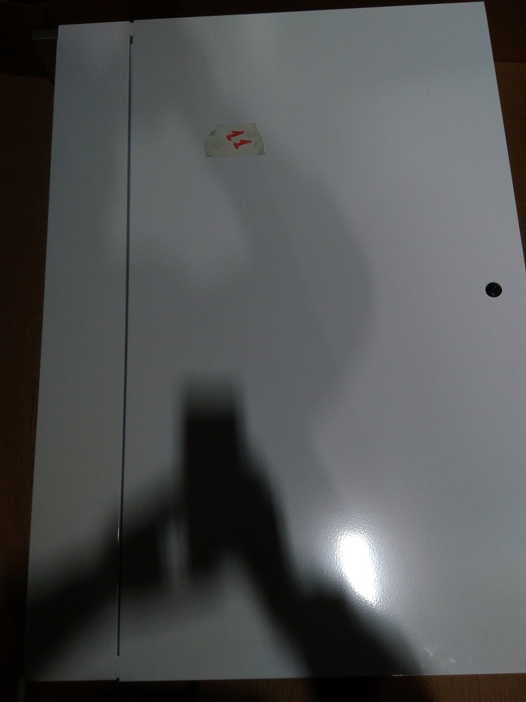 Уцененный товар (замят угол): Шкаф распределительный встроенный STOUT 11-12 выходов (ШРВ-4) 670х125х896