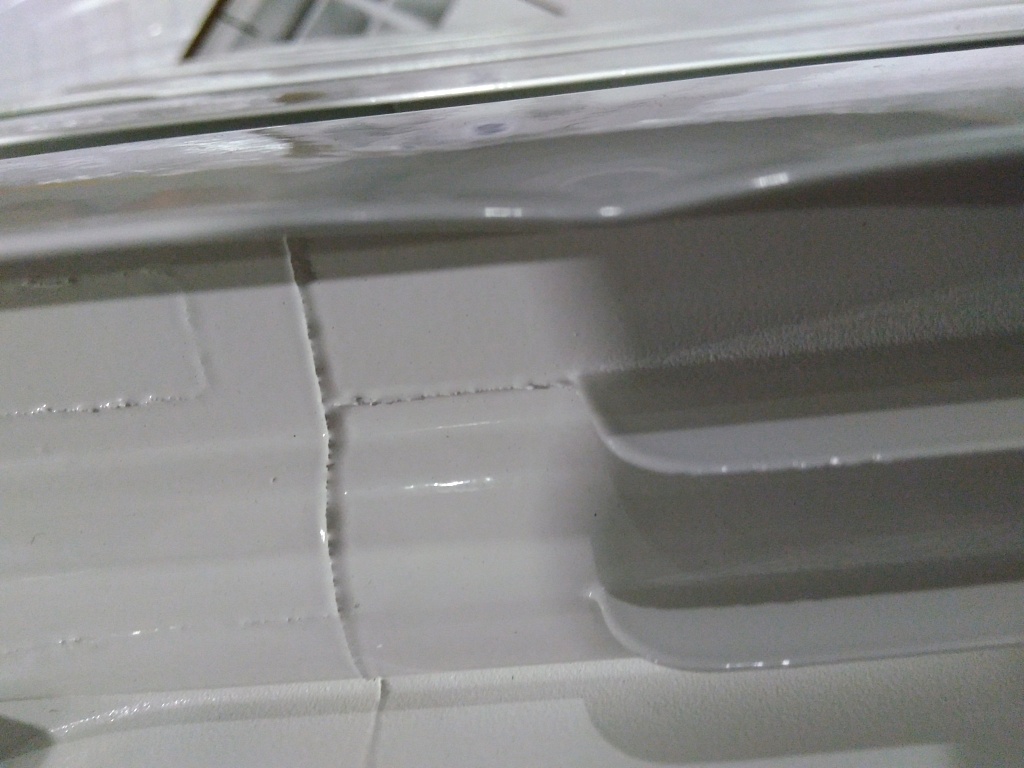 Уцененный товар (брак резьбы, замятие ламели крайней секции): Радиатор алюминиевый ROMMER Optima 500 6 секций боковое подключение (RAL9016), RAL-0210-050006