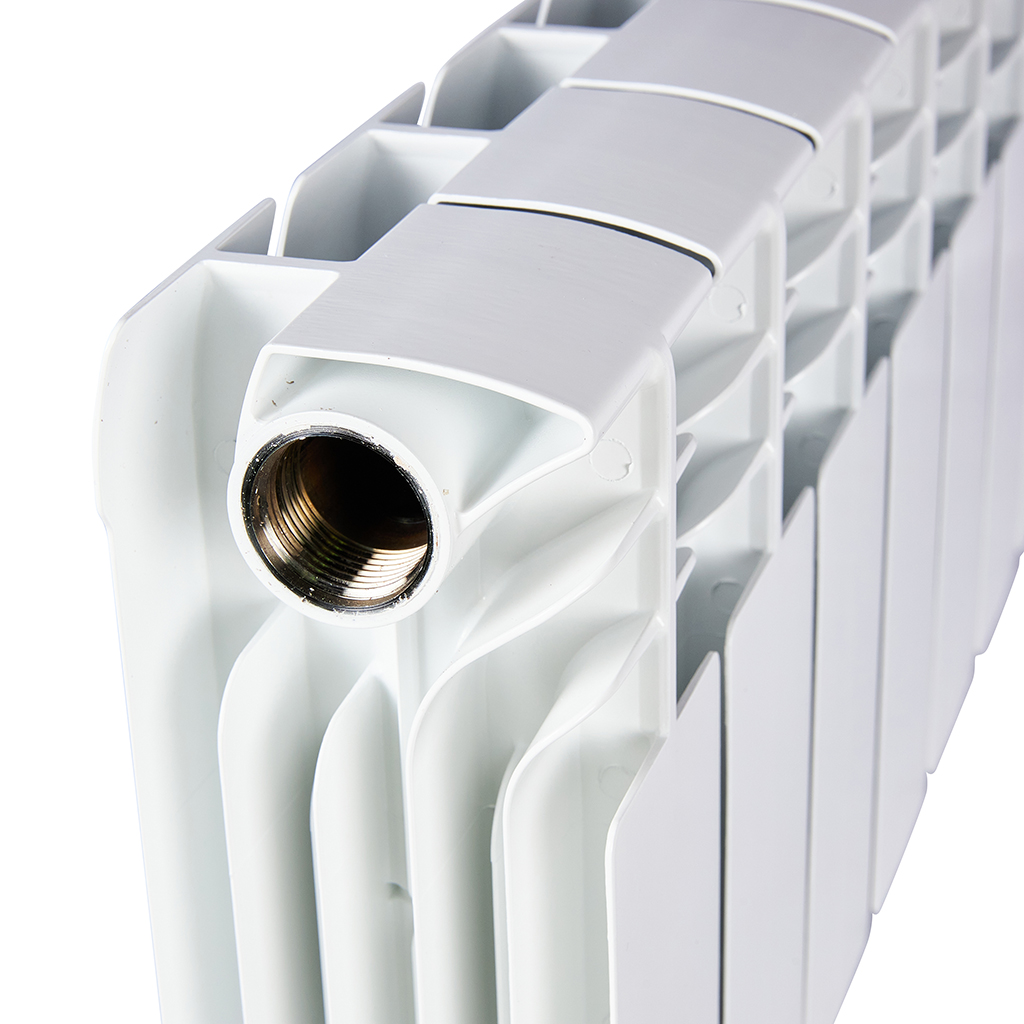 Радиатор биметаллический STOUT TITAN 200 8 секций боковое подключение (белый RAL 9016)