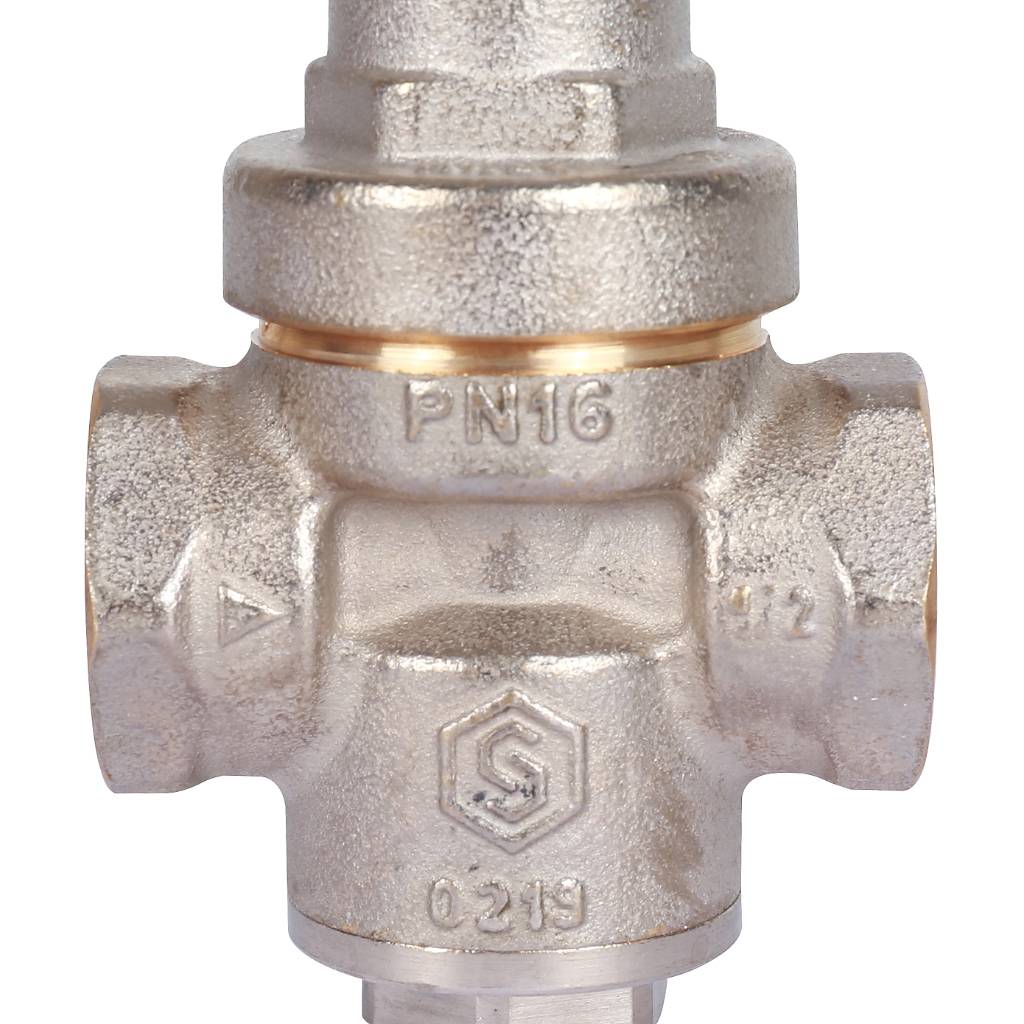 STOUT  Редуктор давления PN16 вн/вн 1/2  без подкл. манометра, SVS-1009-000015