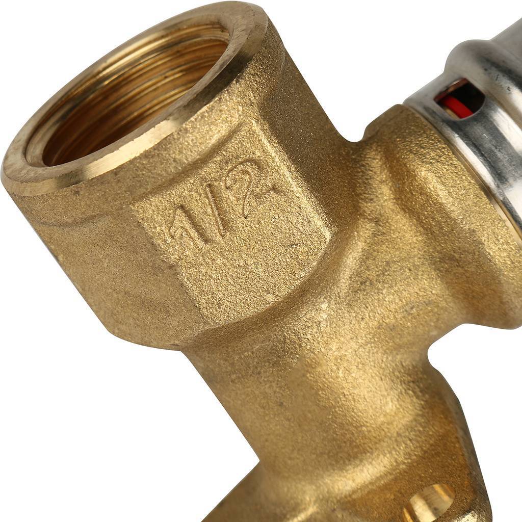 Угольник STOUT настенный с креплением короткий 1/2 х20 для металлопластиковых труб прессовой, SFP-0018-001220