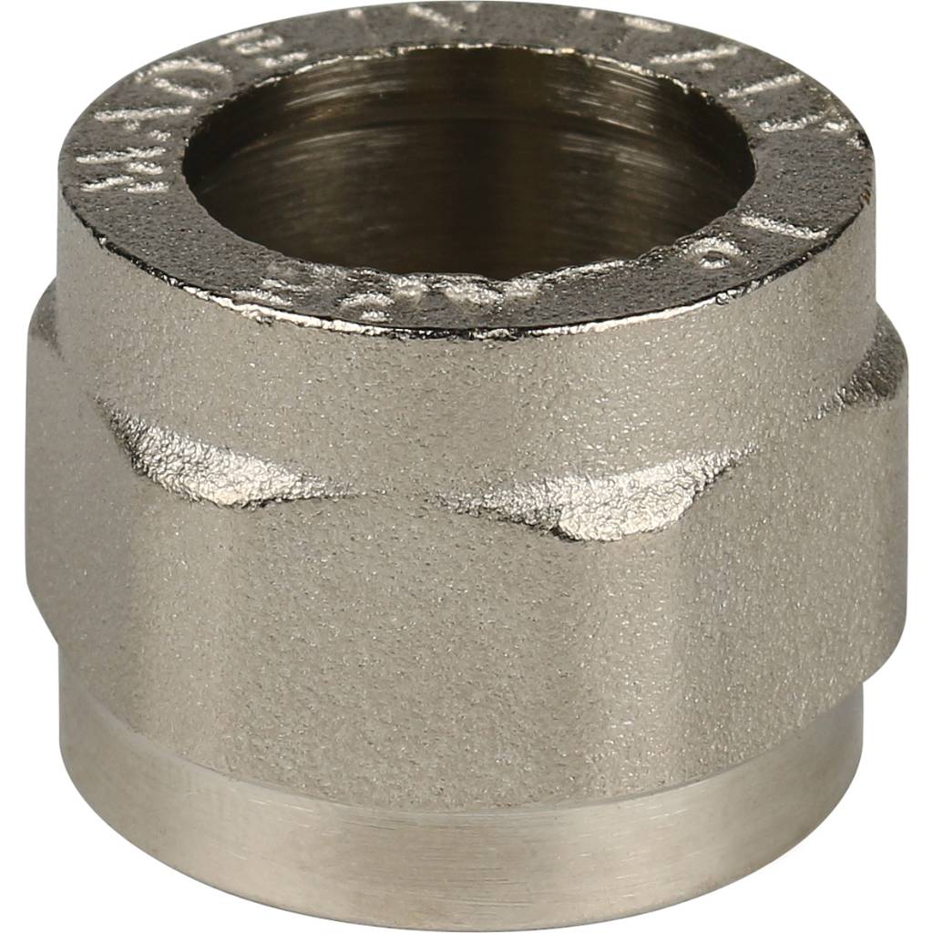 Угольник-переходник STOUT с внутренней резьбой 1/2 х16 для металлопластиковых труб винтовой, SFS-0007-001216